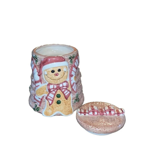 Ginger Bread Man Cookie Jar -World Bazaar - Beehive Christmas Holiday Decor - Picture 1 of 13